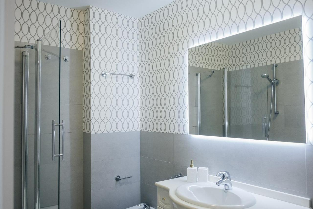 Appartement avec 5 chambre Madrid Extérieur photo